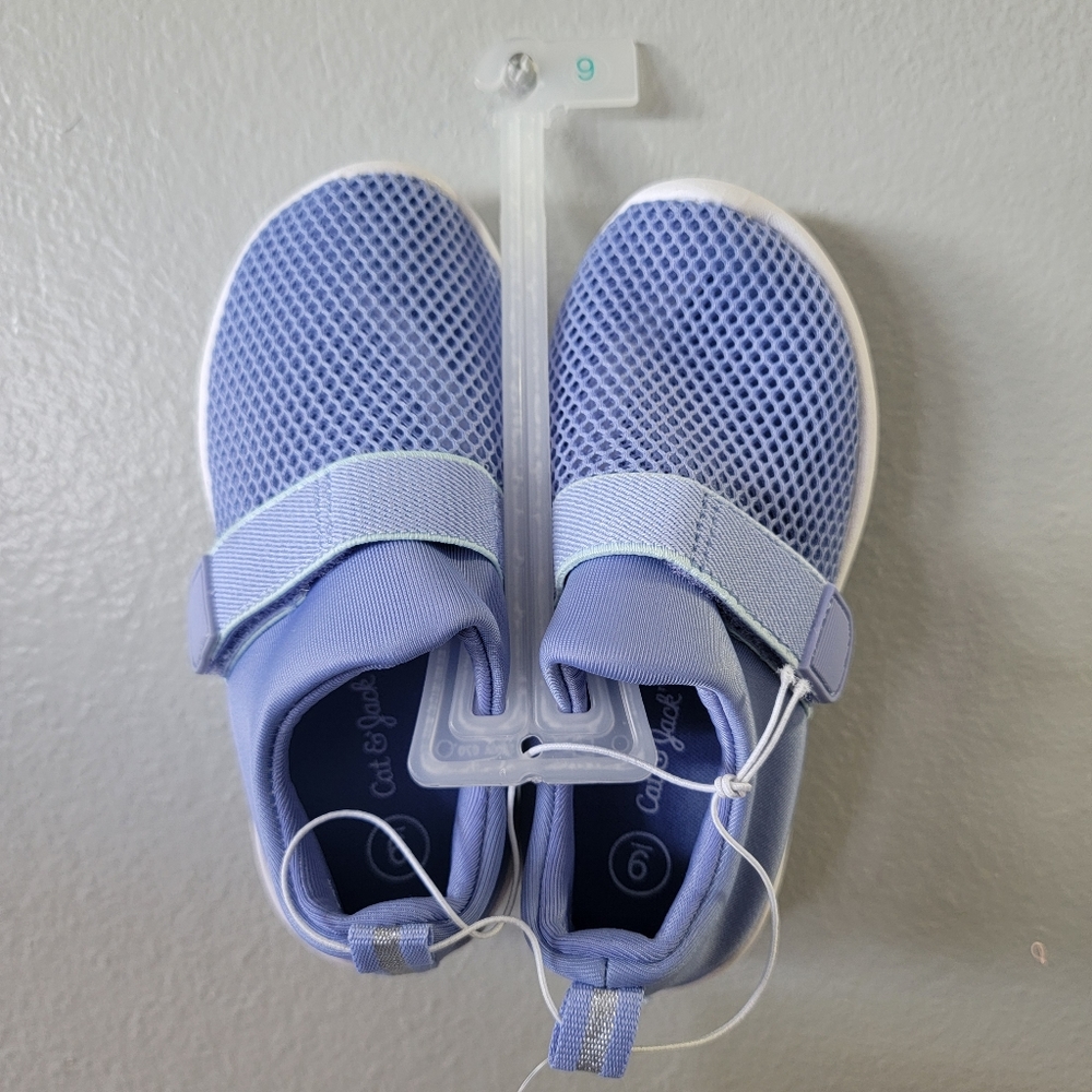 Cat and Jack Slip on water shoes